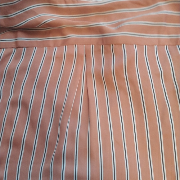 L'Academie Button Down Top - Picture 6 of 12